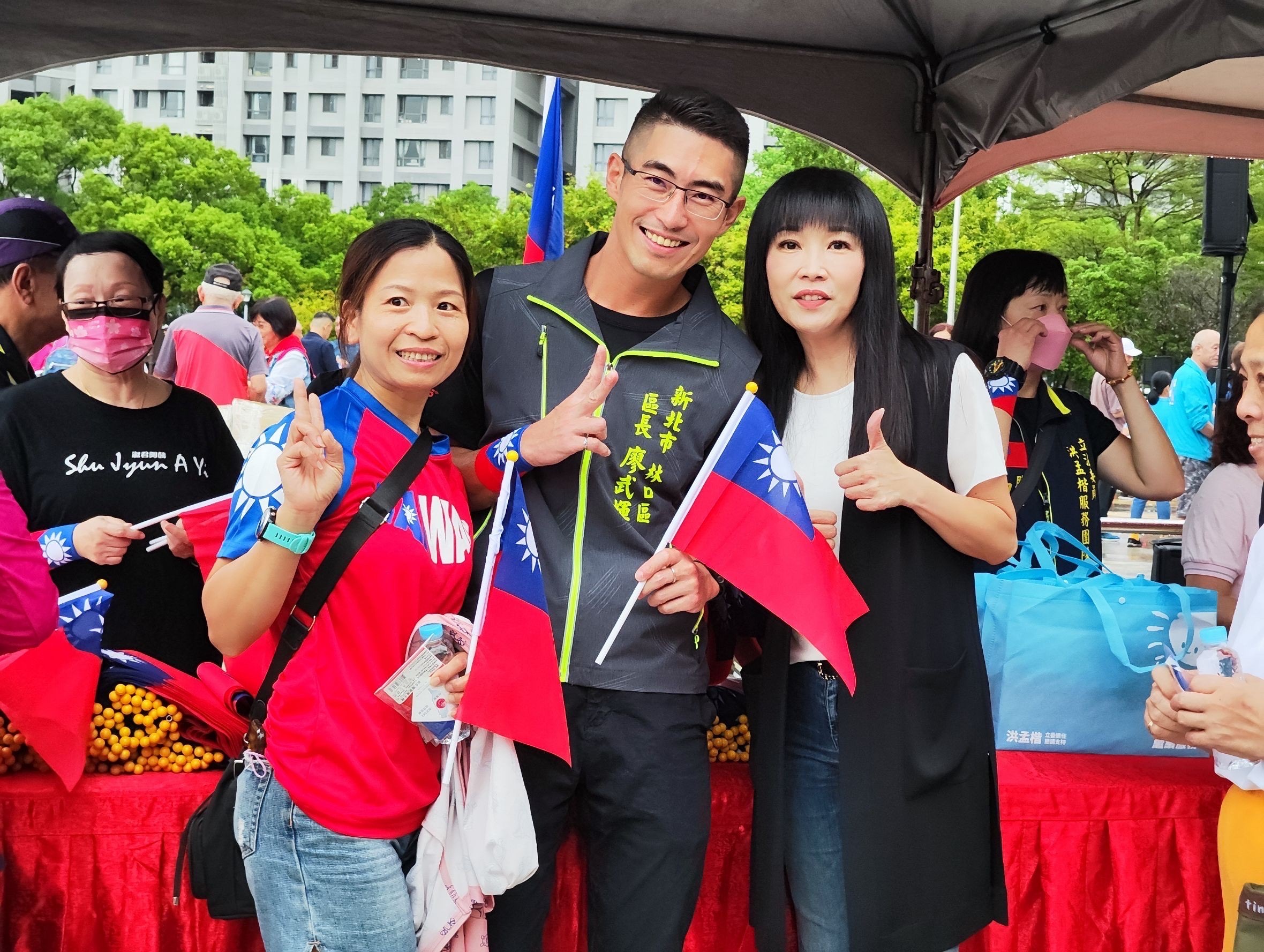 07.國慶升旗典禮展現光輝十月的愛國氣勢，在未來市府團隊也會持續努力，為市民打造幸福、宜居的友善城市
