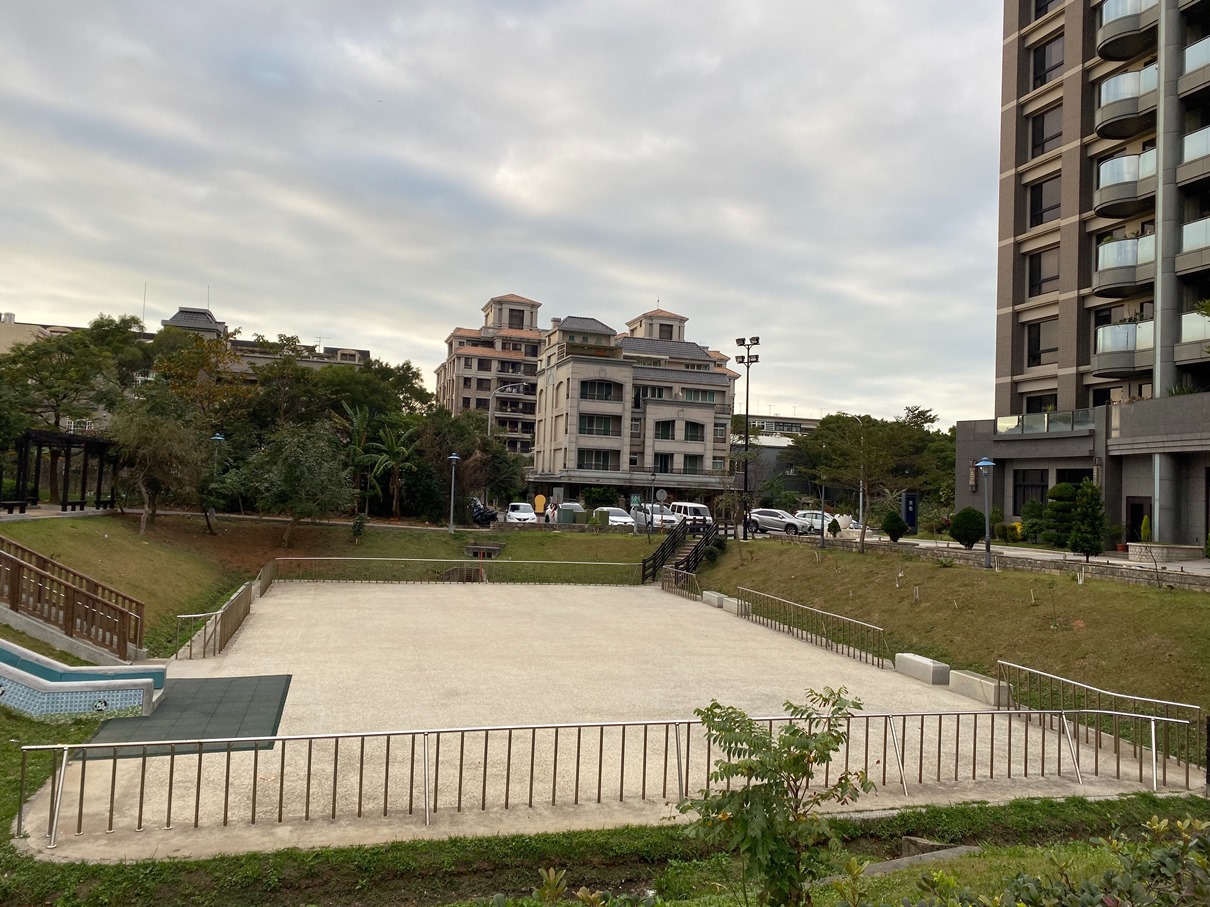 井泉公園溜冰場-場地照片