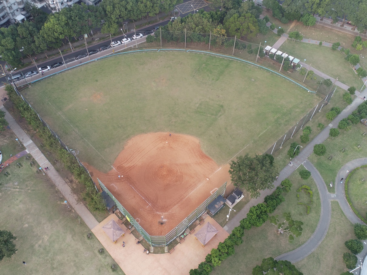 林口社區運動公園-壘球球場照片