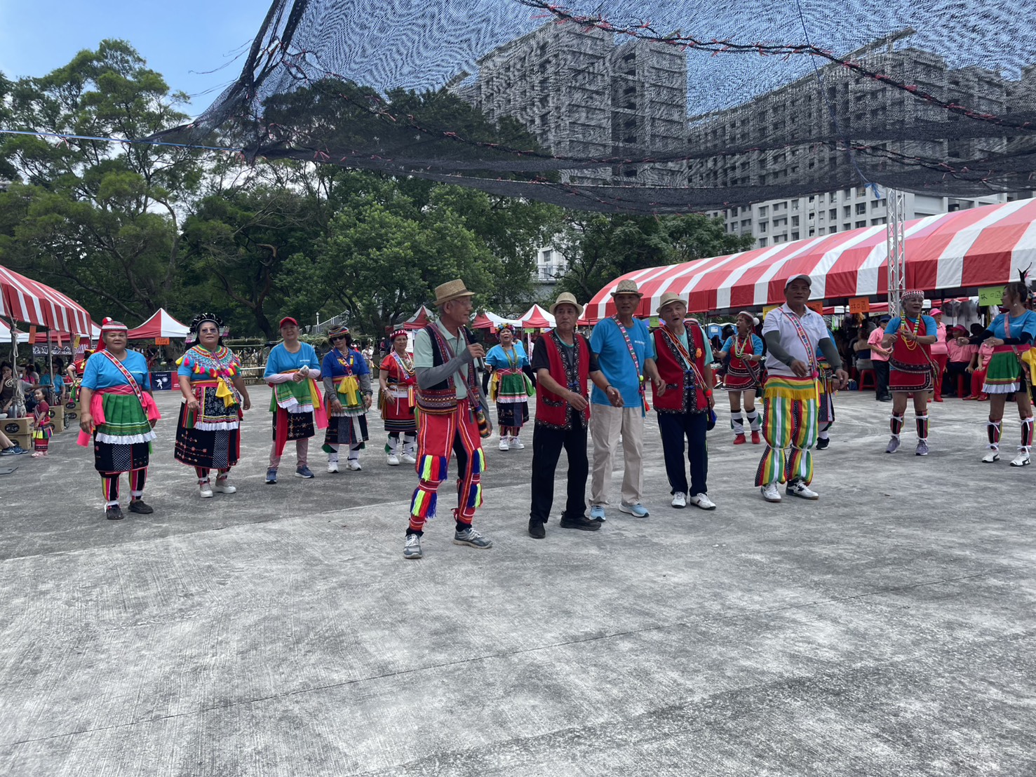 114年豐年祭-頭目帶領唱祈福舞