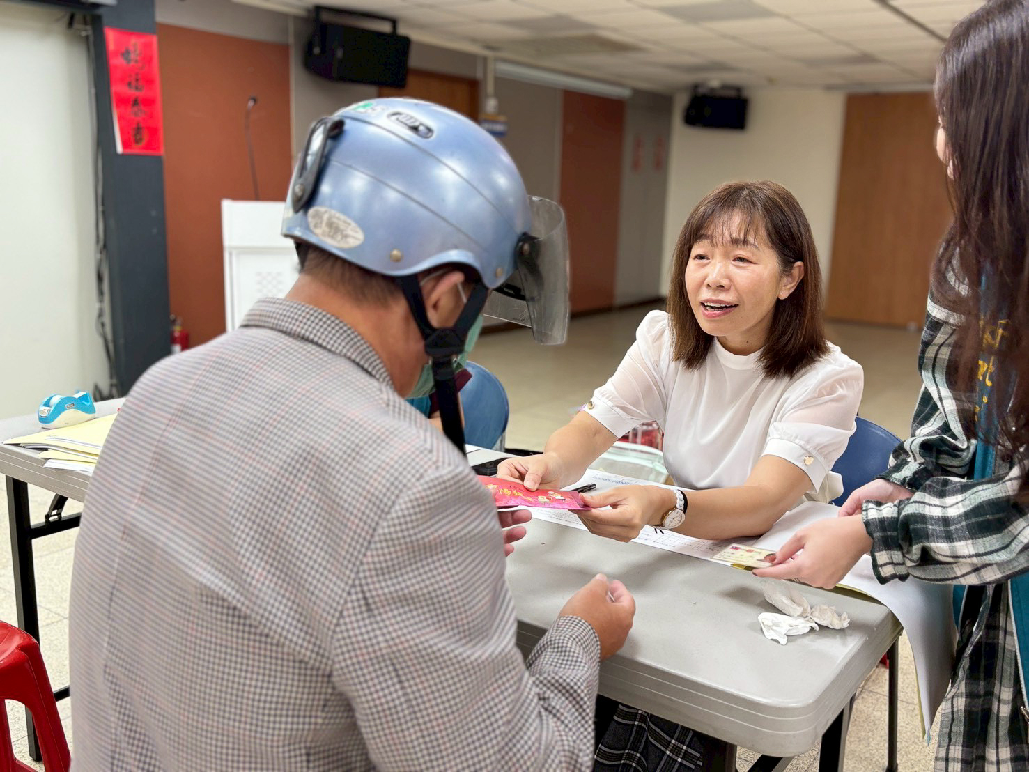 區長發放重陽禮金